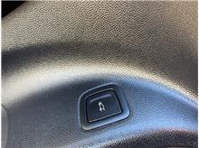 Vehicle Thumb #27