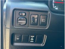 Vehicle Thumb #21