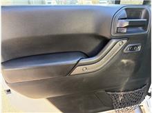 Vehicle Thumb #10