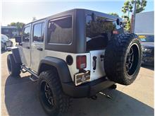 Vehicle Thumb #8