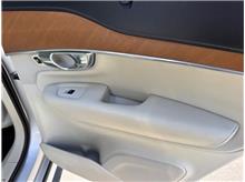 Vehicle Thumb #32