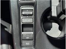Vehicle Thumb #19