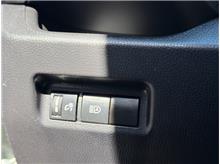 Vehicle Thumb #21