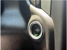 Vehicle Thumb #18