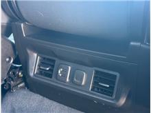 Vehicle Thumb #34