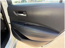 Vehicle Thumb #29