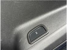 Vehicle Thumb #22