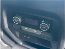 Vehicle Thumb #32