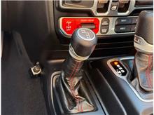 Vehicle Thumb #21