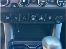 Vehicle Thumb #17