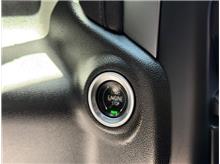 Vehicle Thumb #18
