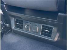 Vehicle Thumb #32