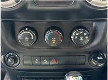 Vehicle Thumb #16