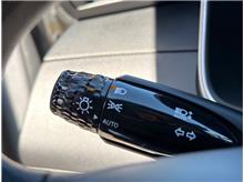 Vehicle Thumb #25