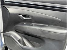 Vehicle Thumb #31