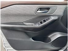 Vehicle Thumb #18