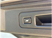 Vehicle Thumb #30