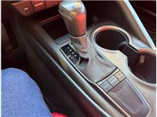 Vehicle Thumb #18