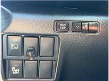 Vehicle Thumb #23