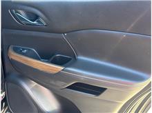 Vehicle Thumb #30