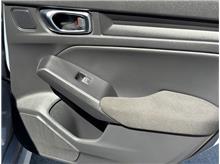 Vehicle Thumb #33