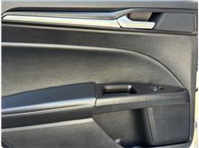 Vehicle Thumb #13