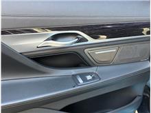 Vehicle Thumb #12