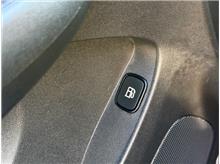 Vehicle Thumb #23