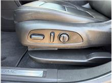 Vehicle Thumb #8
