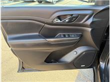 Vehicle Thumb #9