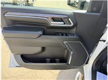 Vehicle Thumb #10