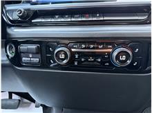 Vehicle Thumb #20