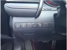 Vehicle Thumb #24