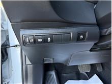 Vehicle Thumb #23