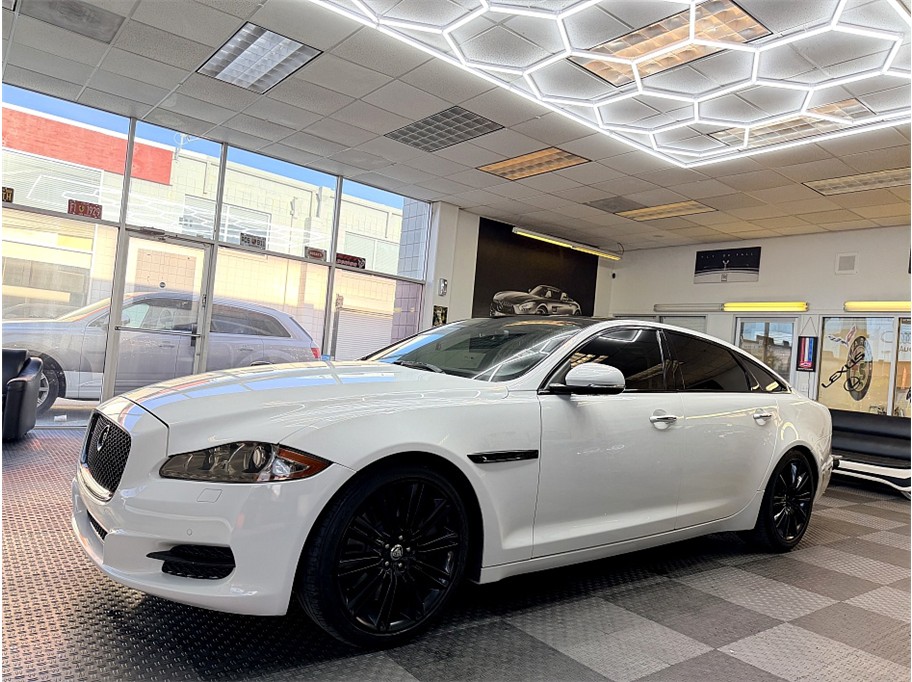 2012 Jaguar XJ from Gilroy Car Club LLC