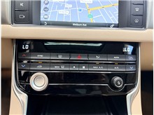Vehicle Thumb #14