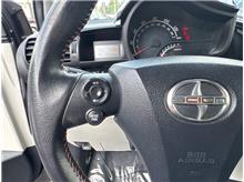 Vehicle Thumb #11