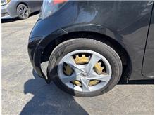 Vehicle Thumb #25