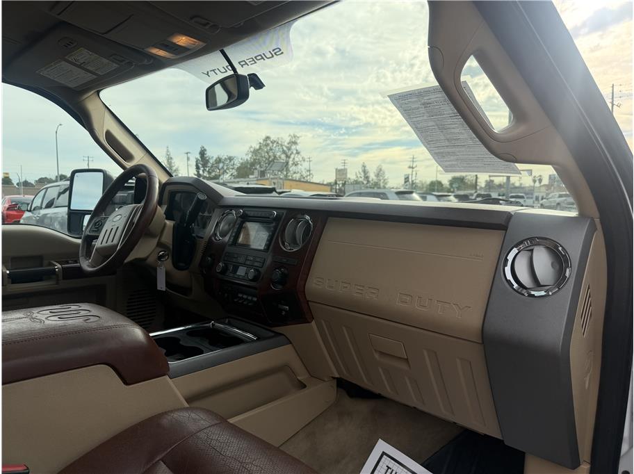 2011 Ford F-450 Super Duty King Ranch - Photo 17