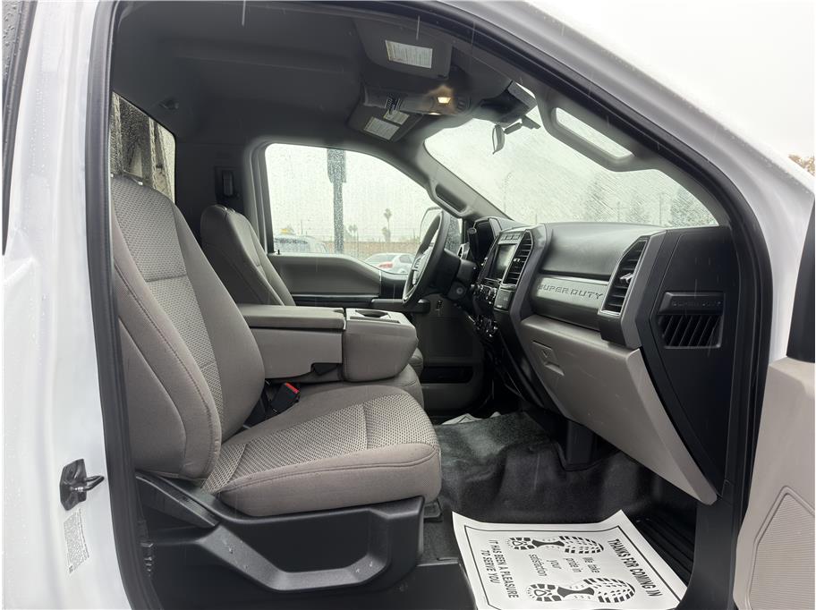 2020 Ford F-350 Super Duty XLT - Photo 15