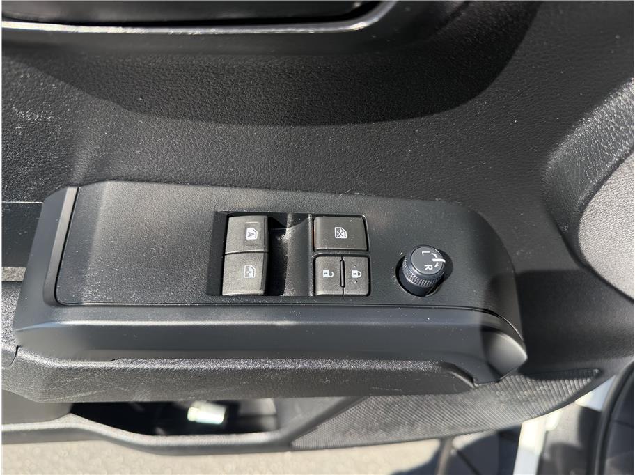 2022 Toyota Tacoma SR - Photo 11