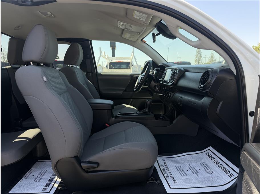 2022 Toyota Tacoma SR - Photo 16