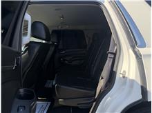Vehicle Thumb #16