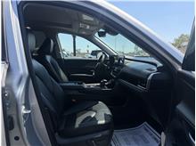 Vehicle Thumb #19