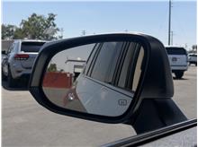 Vehicle Thumb #25