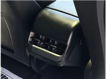 Vehicle Thumb #18