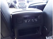 Vehicle Thumb #17