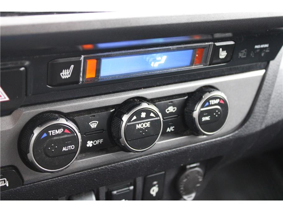 2020 Toyota Tacoma TRD Sport - Photo 28