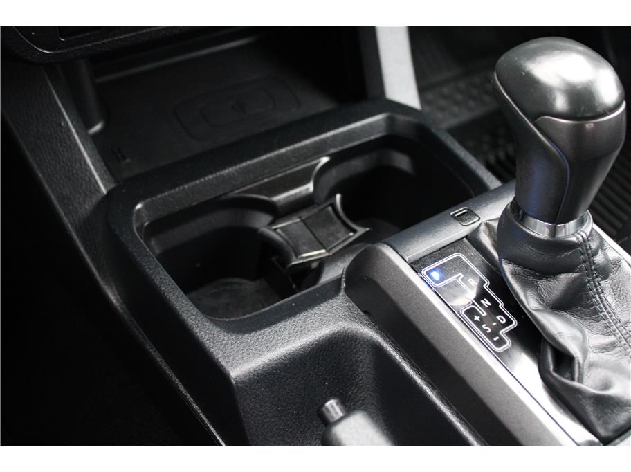 2020 Toyota Tacoma TRD Sport - Photo 31