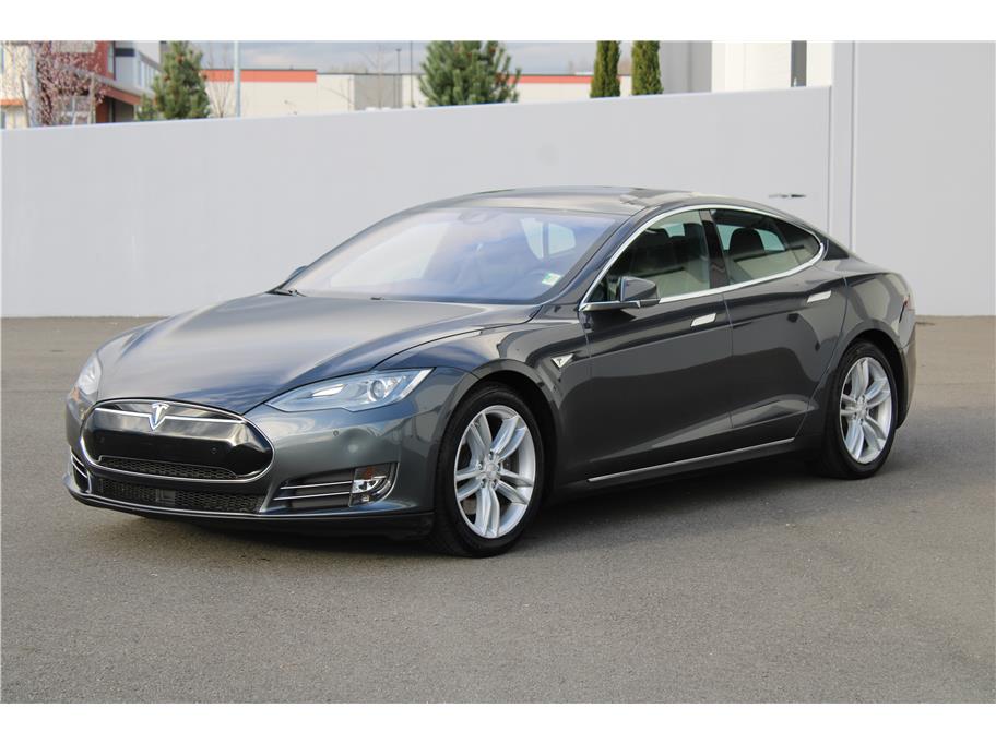 2015 Tesla Model S 85D